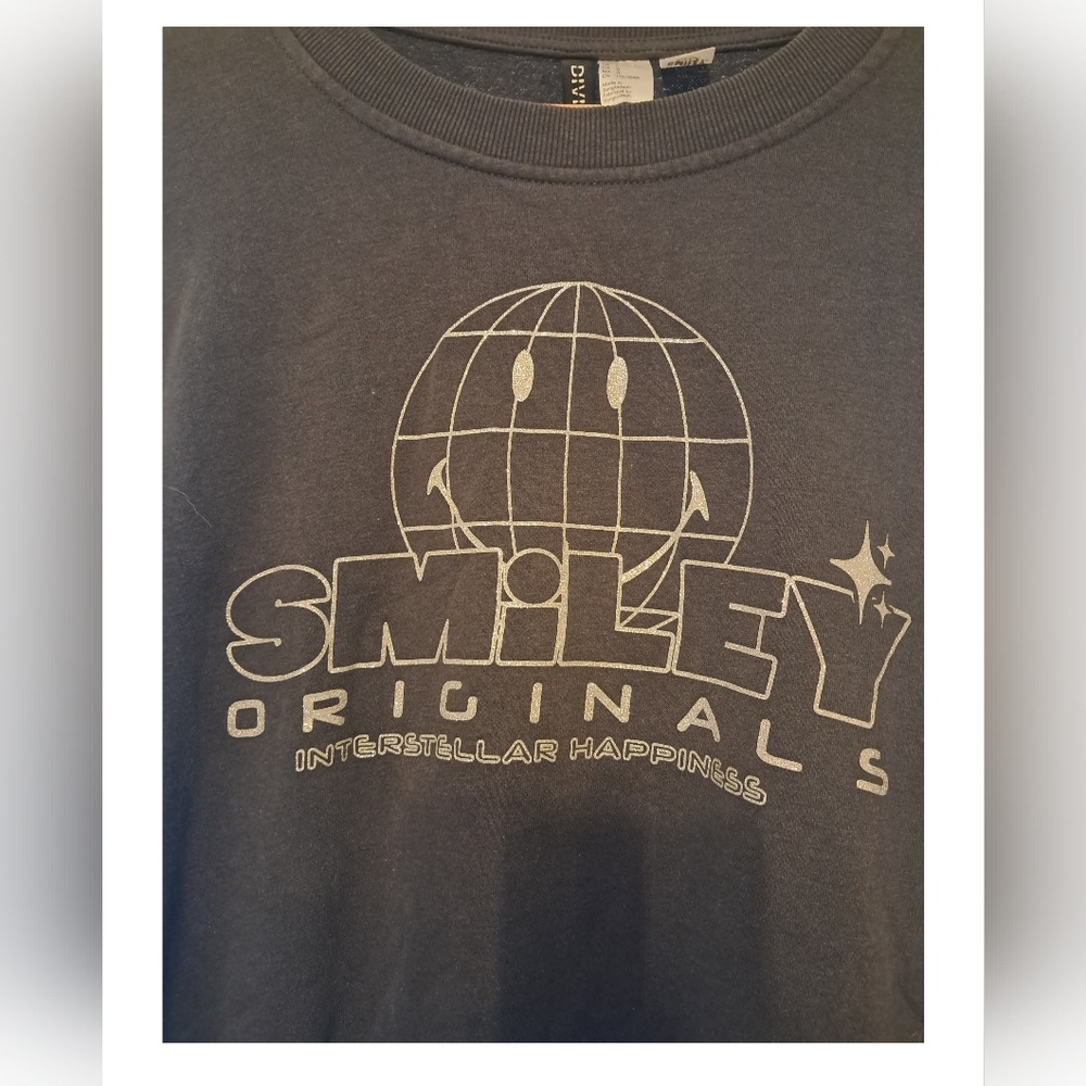 H&M "Smiley Originals Interstellar Happiness" sweatshirt - Picture 2 of 4